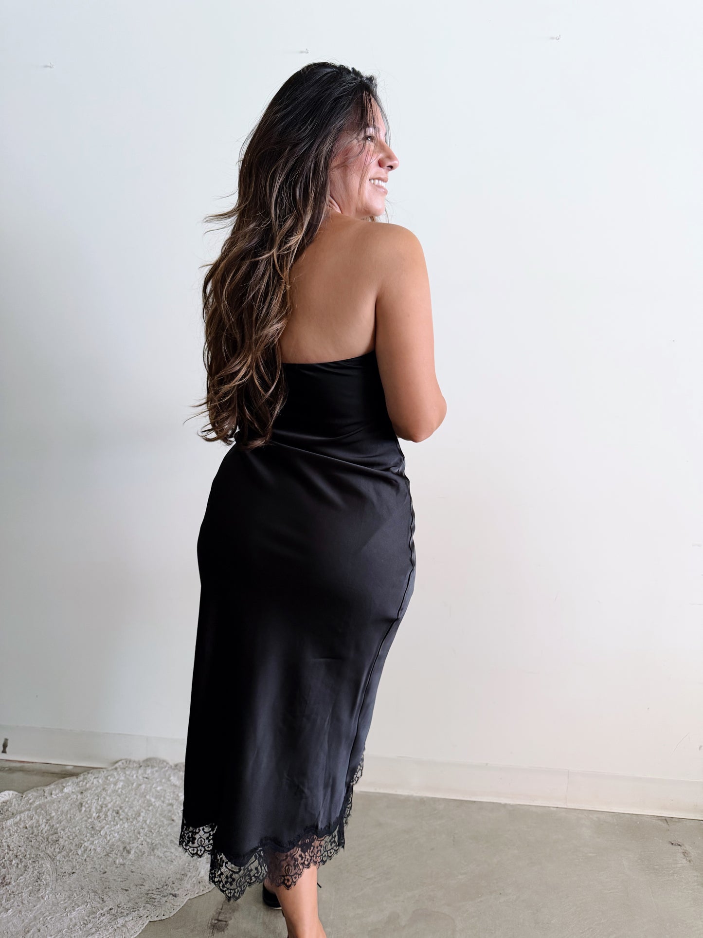 Shayla Midi Dress