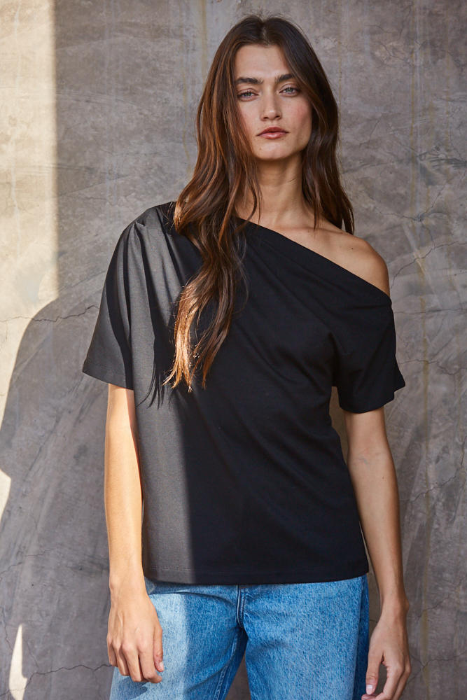 Solid off the shoulder