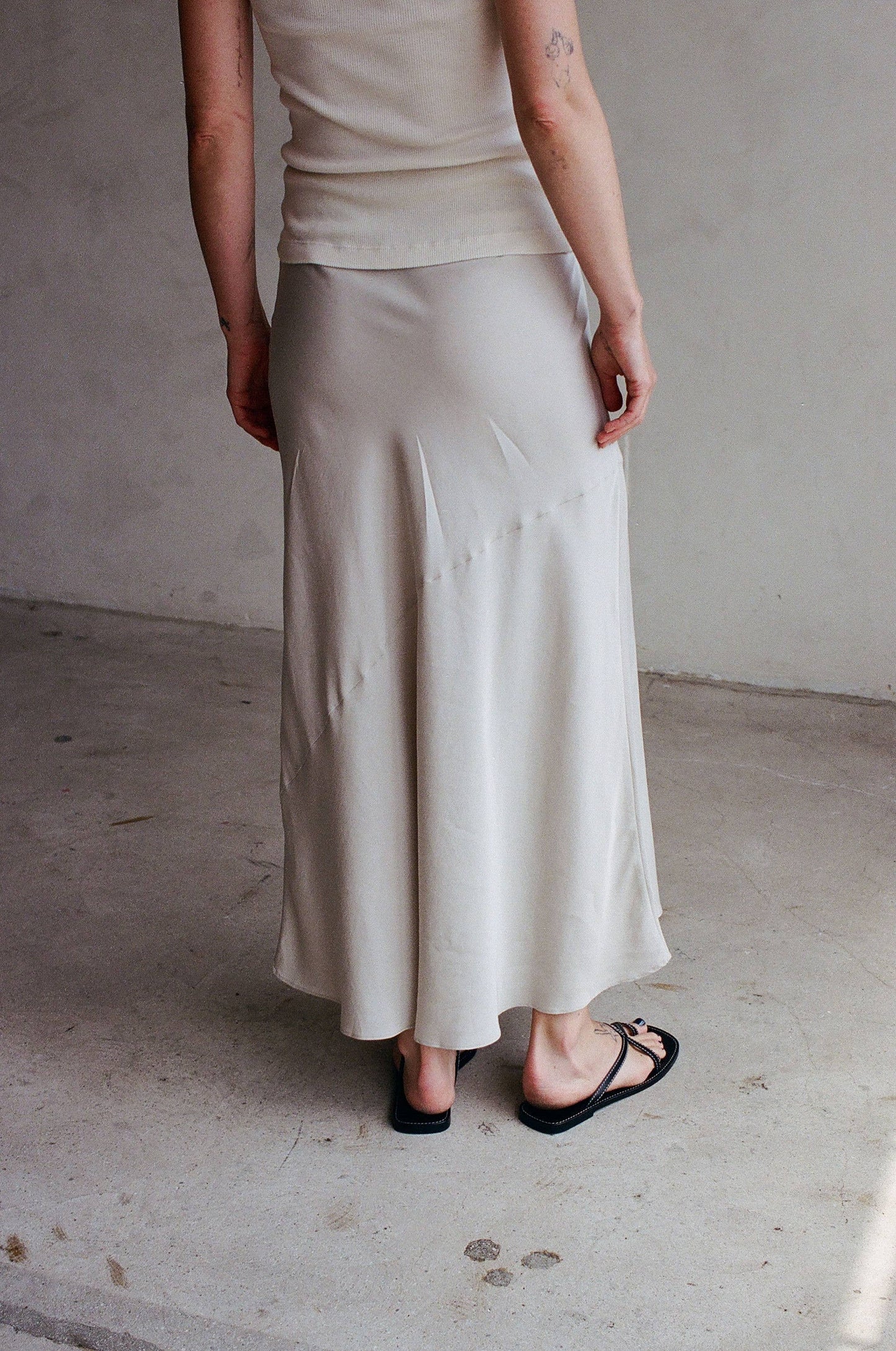 Flare Midi Skirt With Side Zipper