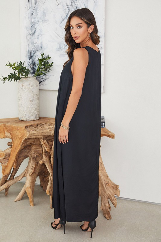 U-NECK SLEEVELESS SILKY MAXI DRESS
