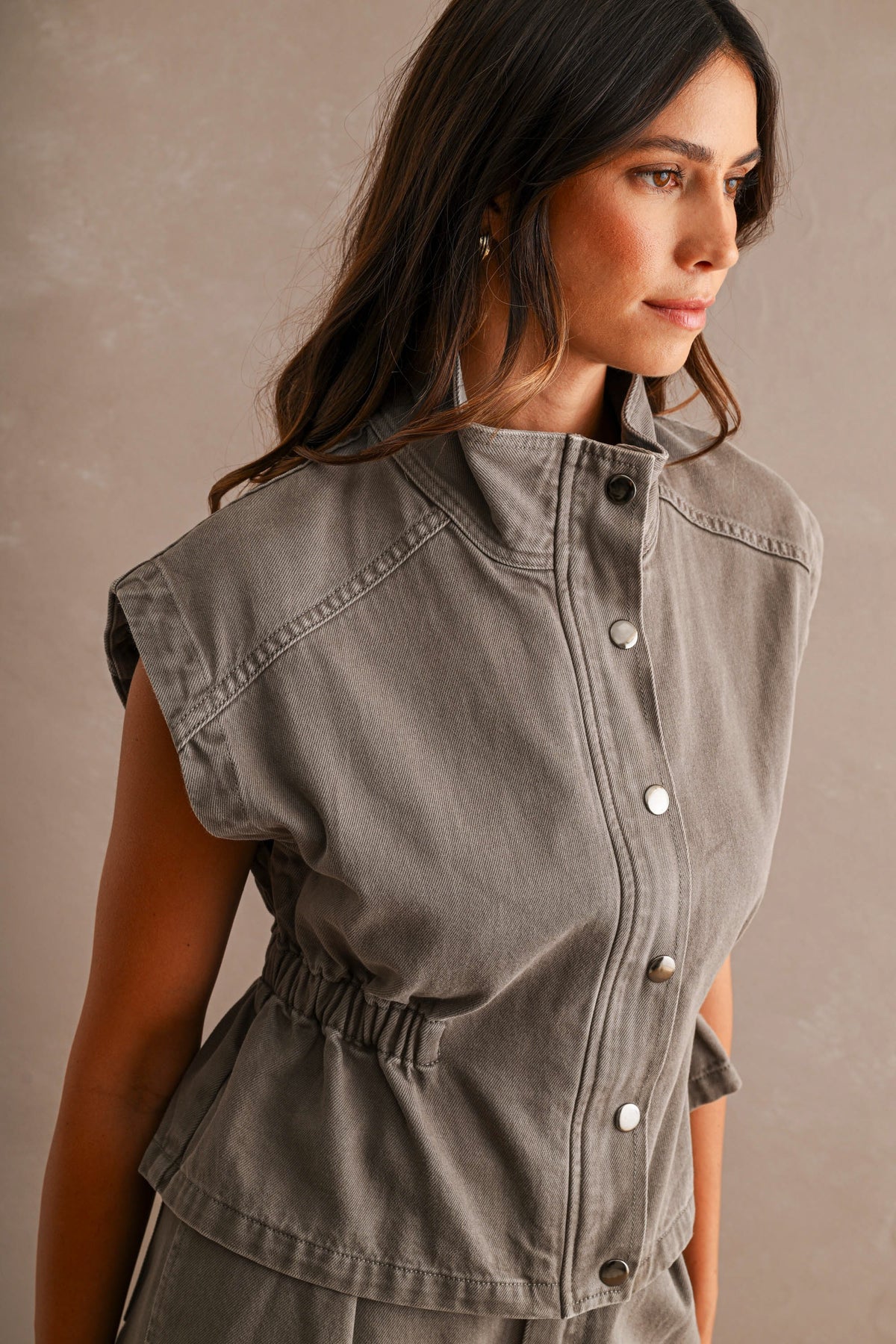 ALIA VEST TOP