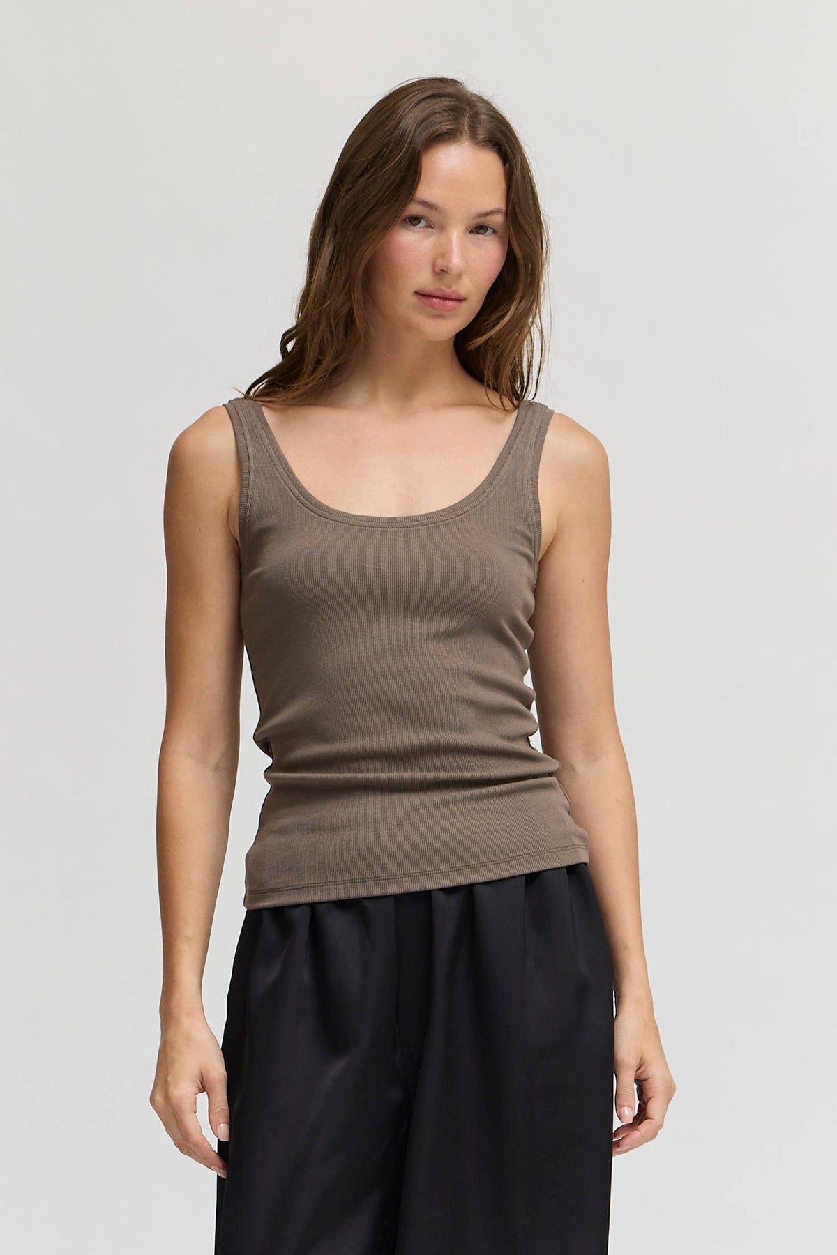 BASIC JERSEY TANK TOP