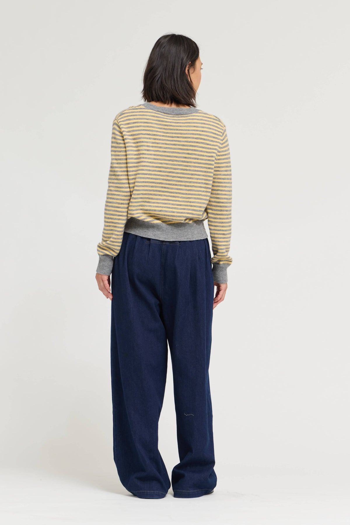 CHELSEA SWEATER