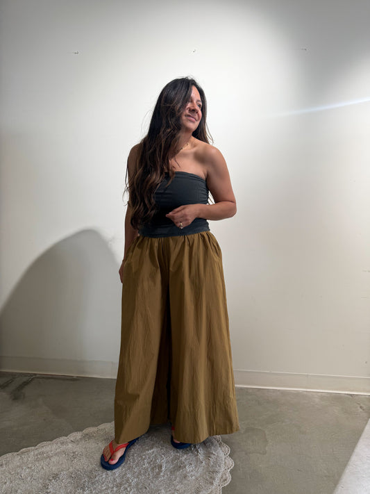 Gia Pant