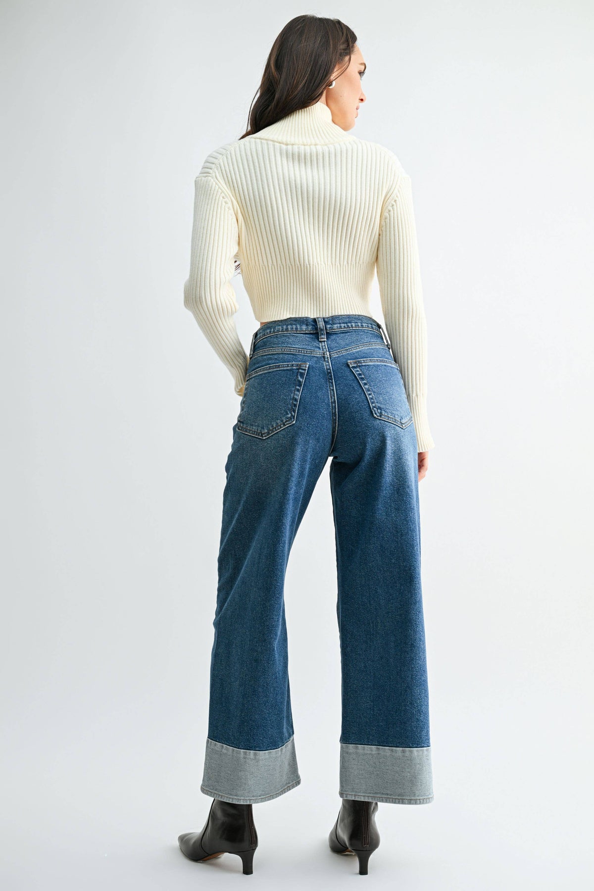 TWO TONED HEM JEAN