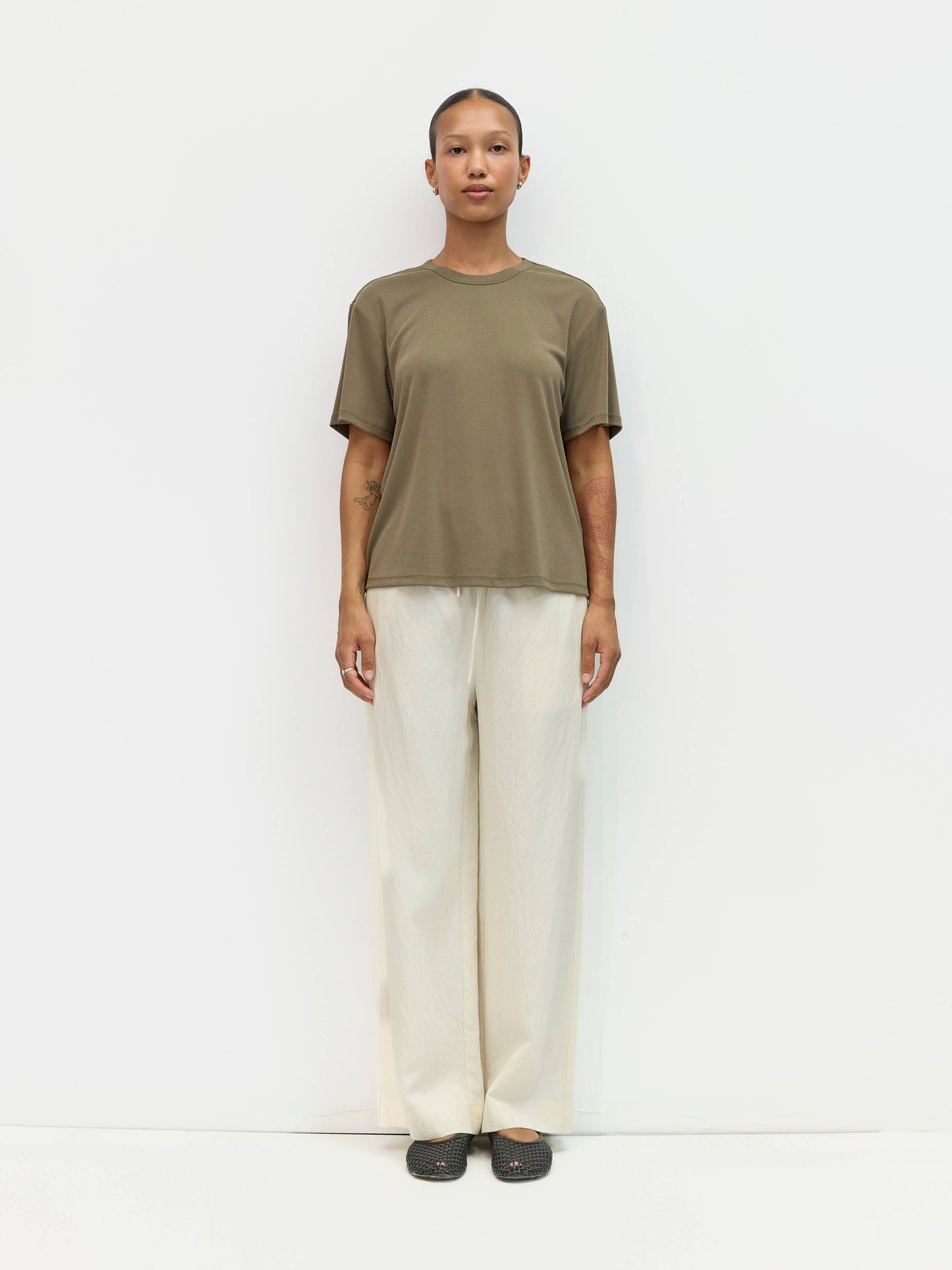 THE LEE TEE